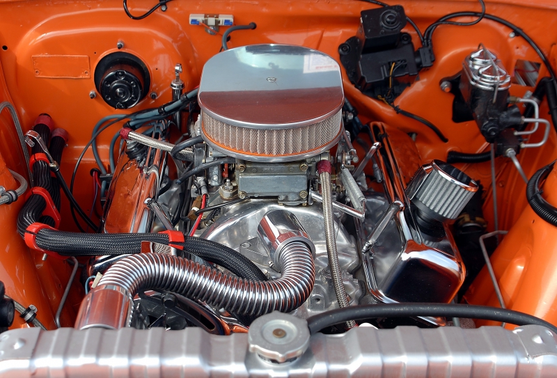 garagiste-GREOLIERES-min_car-engine-1738309